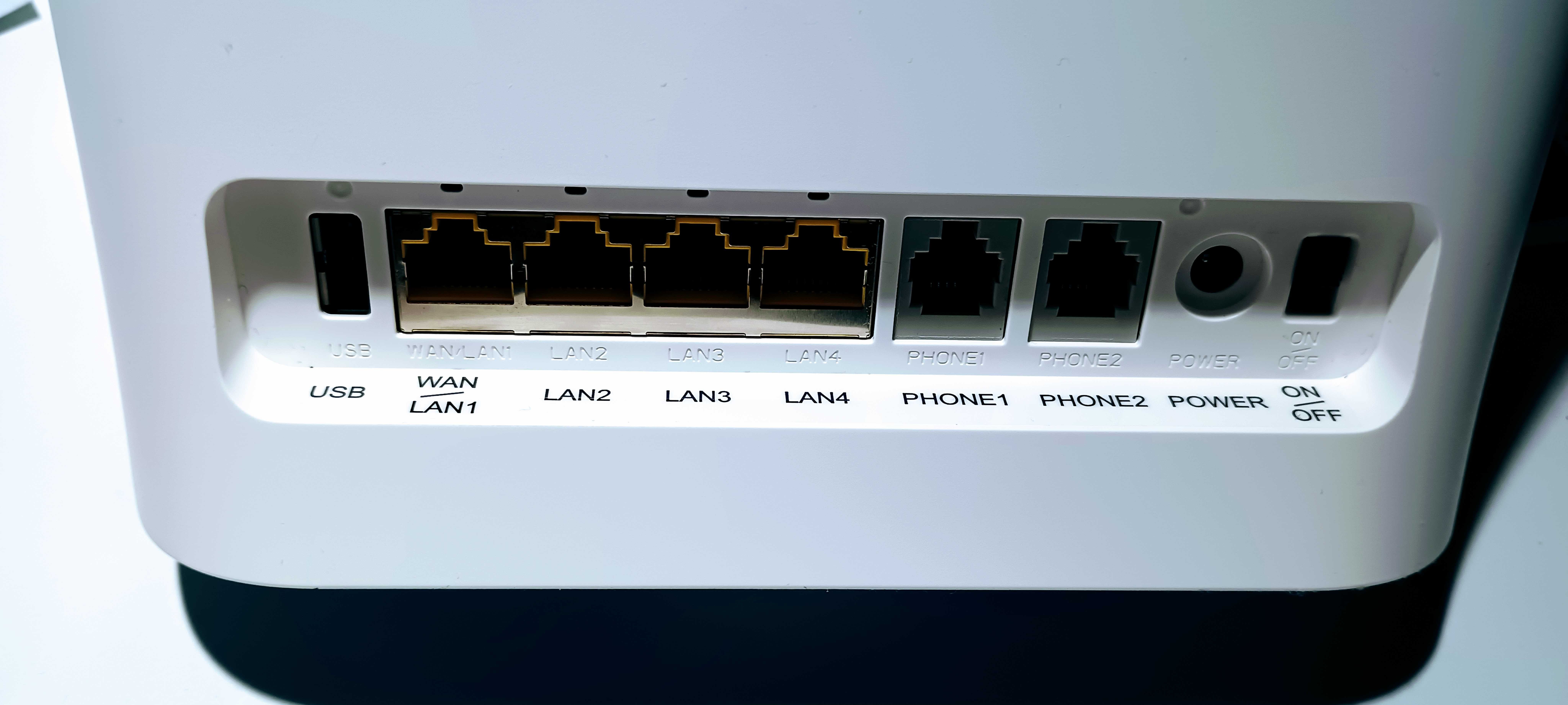 Router ZTE MF286D (cat. 12, soft OpenWRT) – stan idealny. Czytaj Opis!