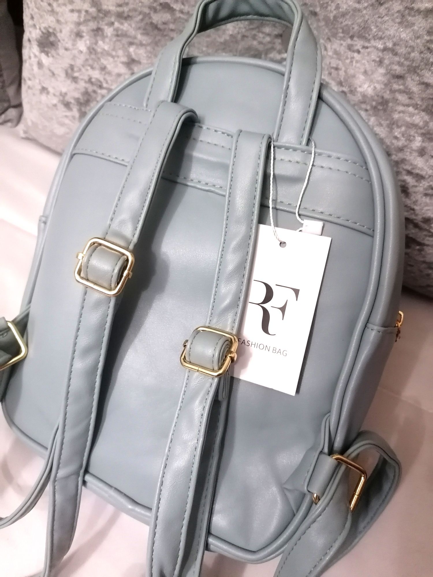 Mochila "RF" (Nova com etiqueta)