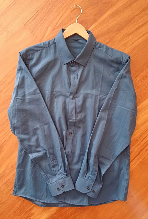 Camisa azul marinho NOVA tamanho L