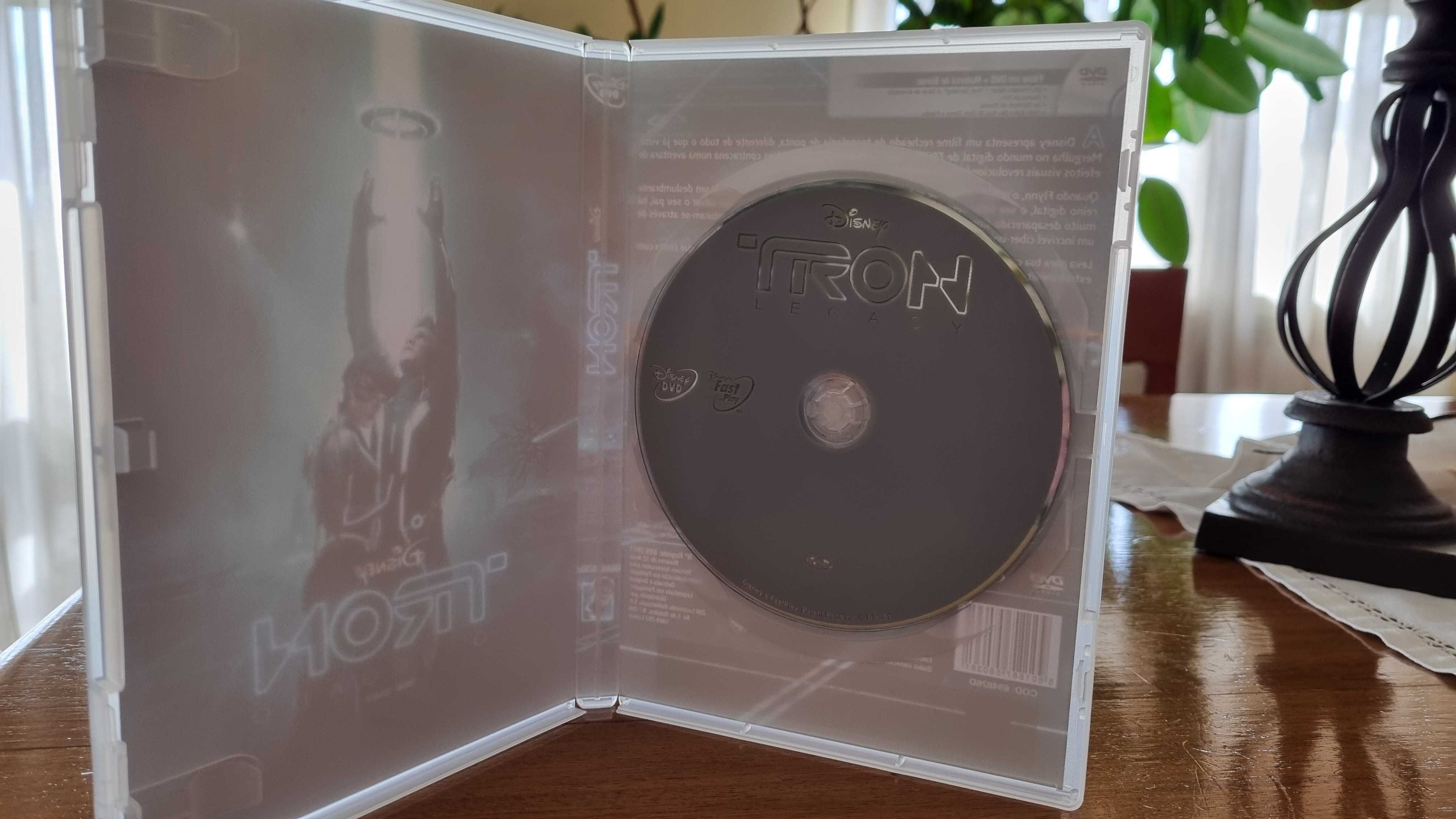 Vendo DVD Filme Ficção Científica "TRON: O Legado" (c/ Jeff Bridges) !