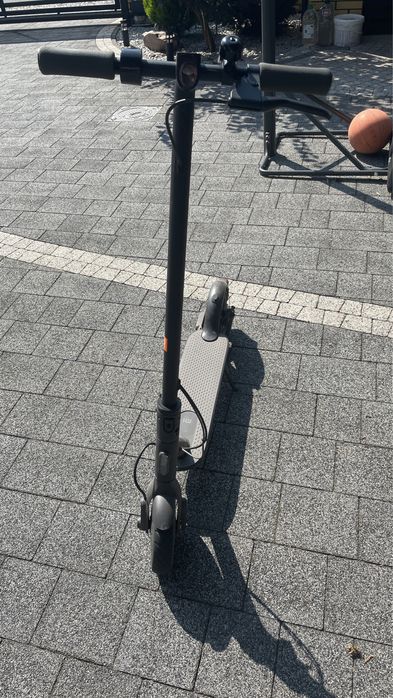 Elektryczna hulajnoga XIAOMI MI Electric Scooter Essential