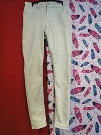 Jasne miętowe spodnie rozmiar 38 H&M