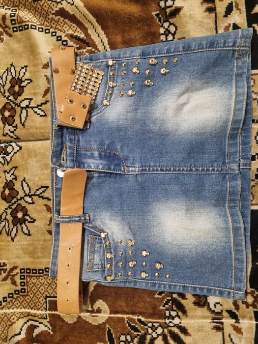 Продам спідниці для дівчинки