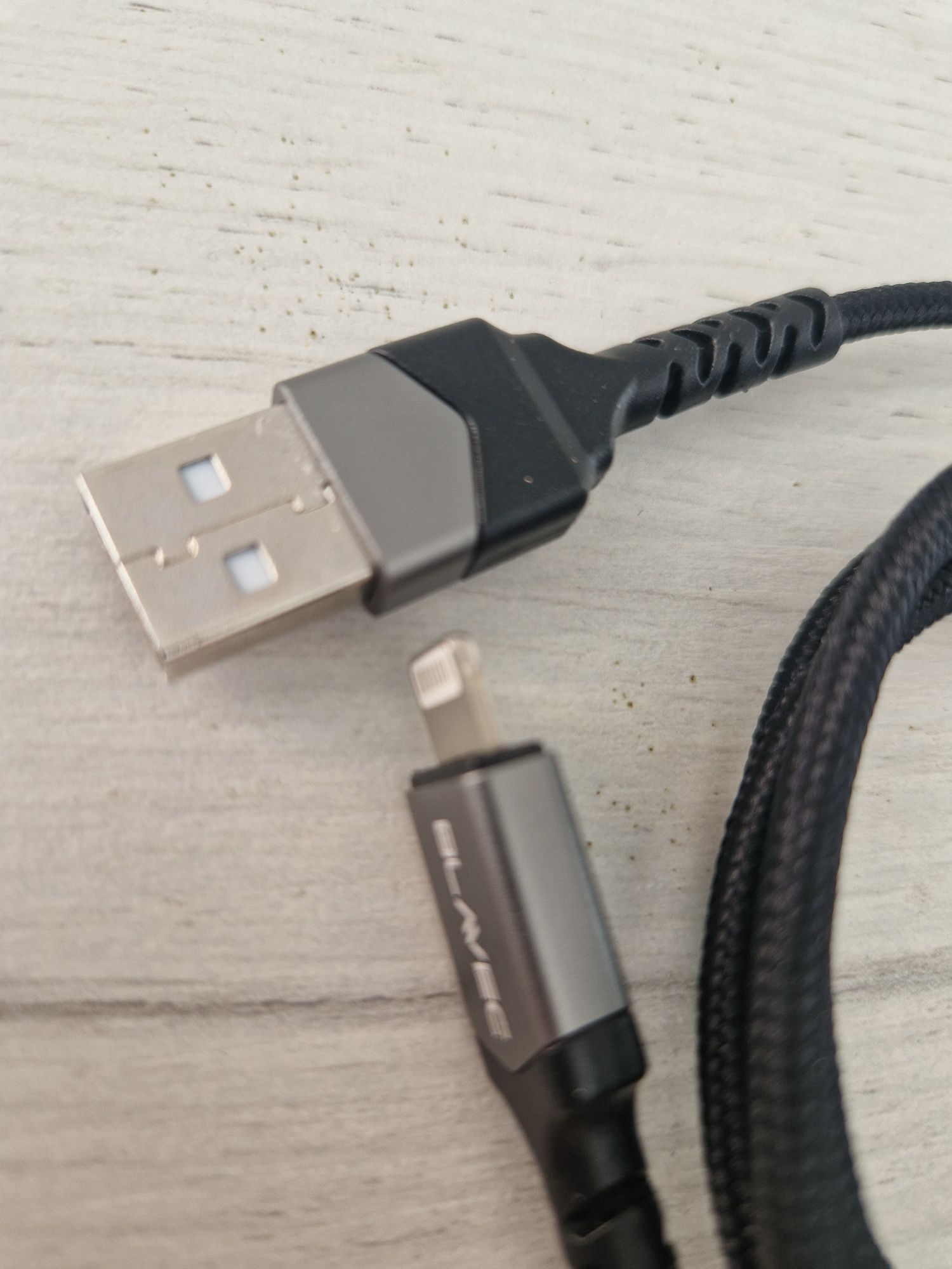 Blavec Kabel Raptor pleciony - Typ C na Lightning - PD 20W 2,4A 1 metr