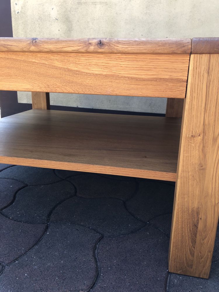 Stół z drewna 75cm x 75cm
