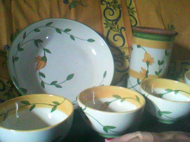 Serviço de loiça pintada à mão