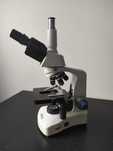 Mikroskop Delta Optical Genetic Pro Trino z akcesoriami