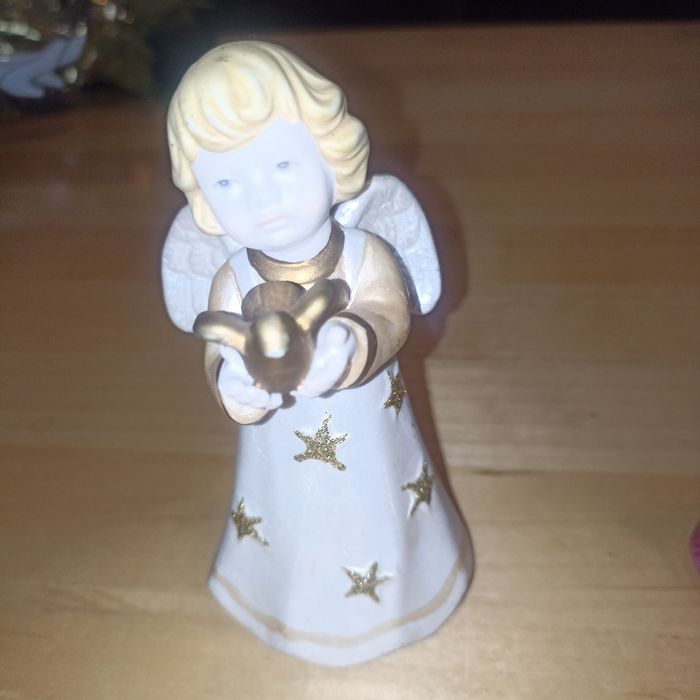 Figurki aniołków 4 szt