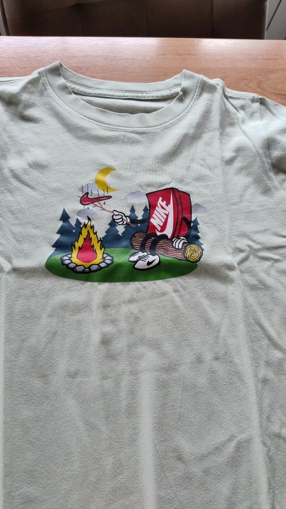 T-shirt letni koszulki Nike 152/158