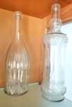 Garrafas transparentes, em vidro
