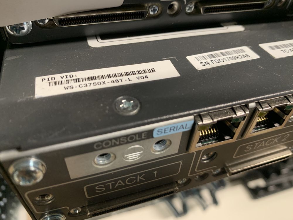 Комутатор Cisco Catalyst WS-C3750X-48T-L Є КІЛЬКІСТЬ