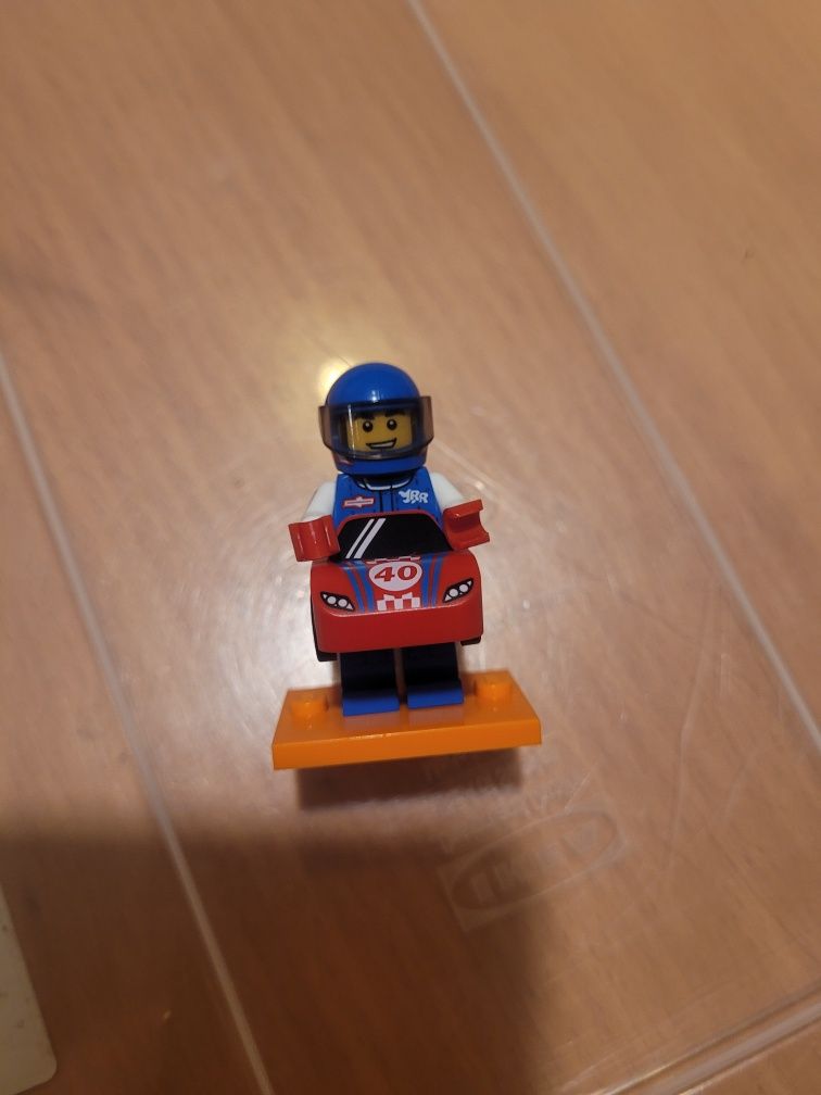 Figurka LEGO Race Car Guy, Series seria 18 col18-13 col324