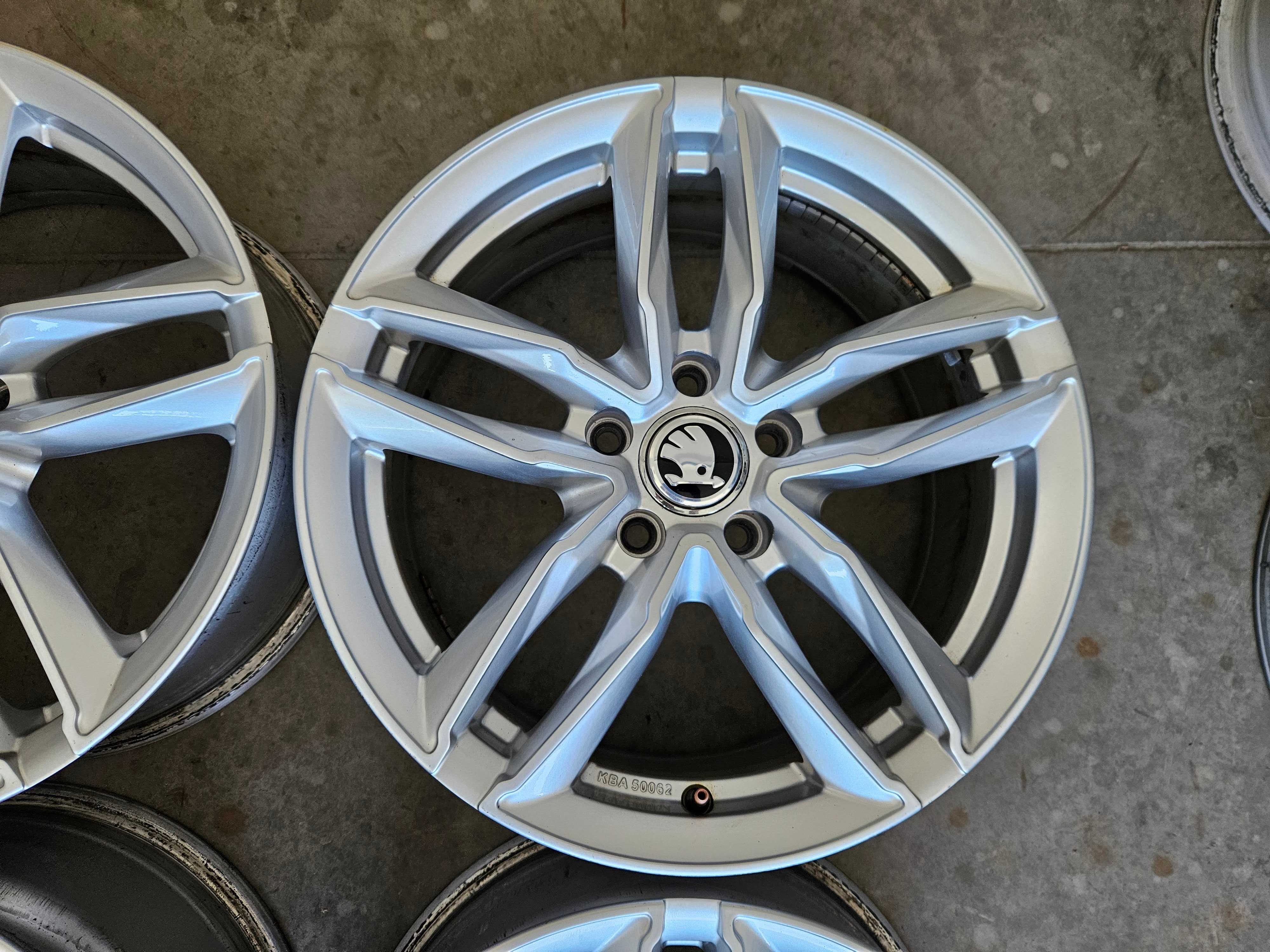 Alufelgi 17" 5x112 Skoda Octavia II FL III IV VRS SuperB Karoq Scout