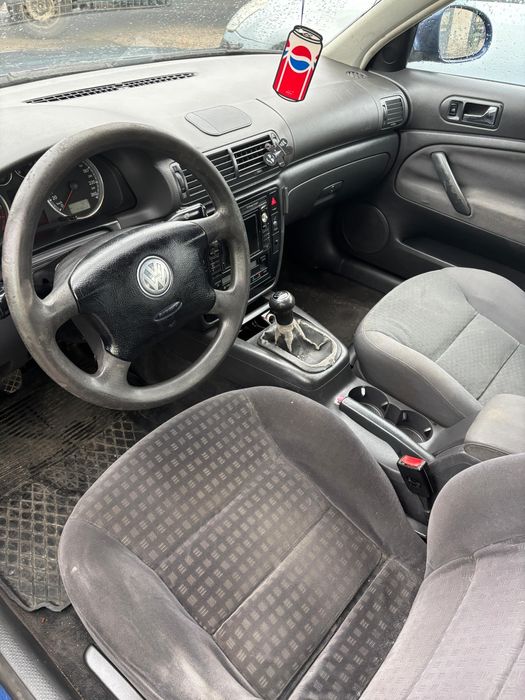 VWPassat B5 lift kombi 1.9tdi 130km 6biegowy 
Sprawny . 
Ważne opłaty