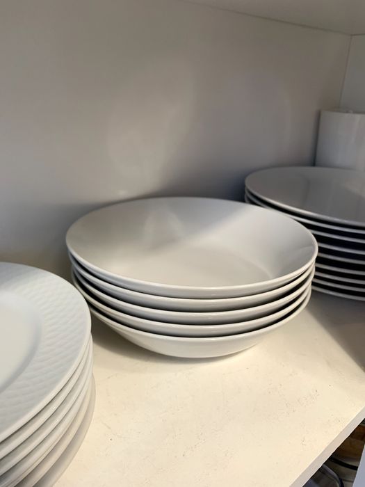 Aparador de cozinha de madeira maciça