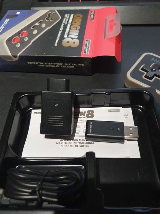 Retro-Bit Origin8 2.4 GHz Controller para Nintendo Switch & NES [NOVO]