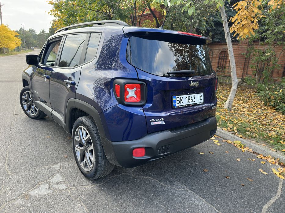 Продаю Jeep renegade latitude