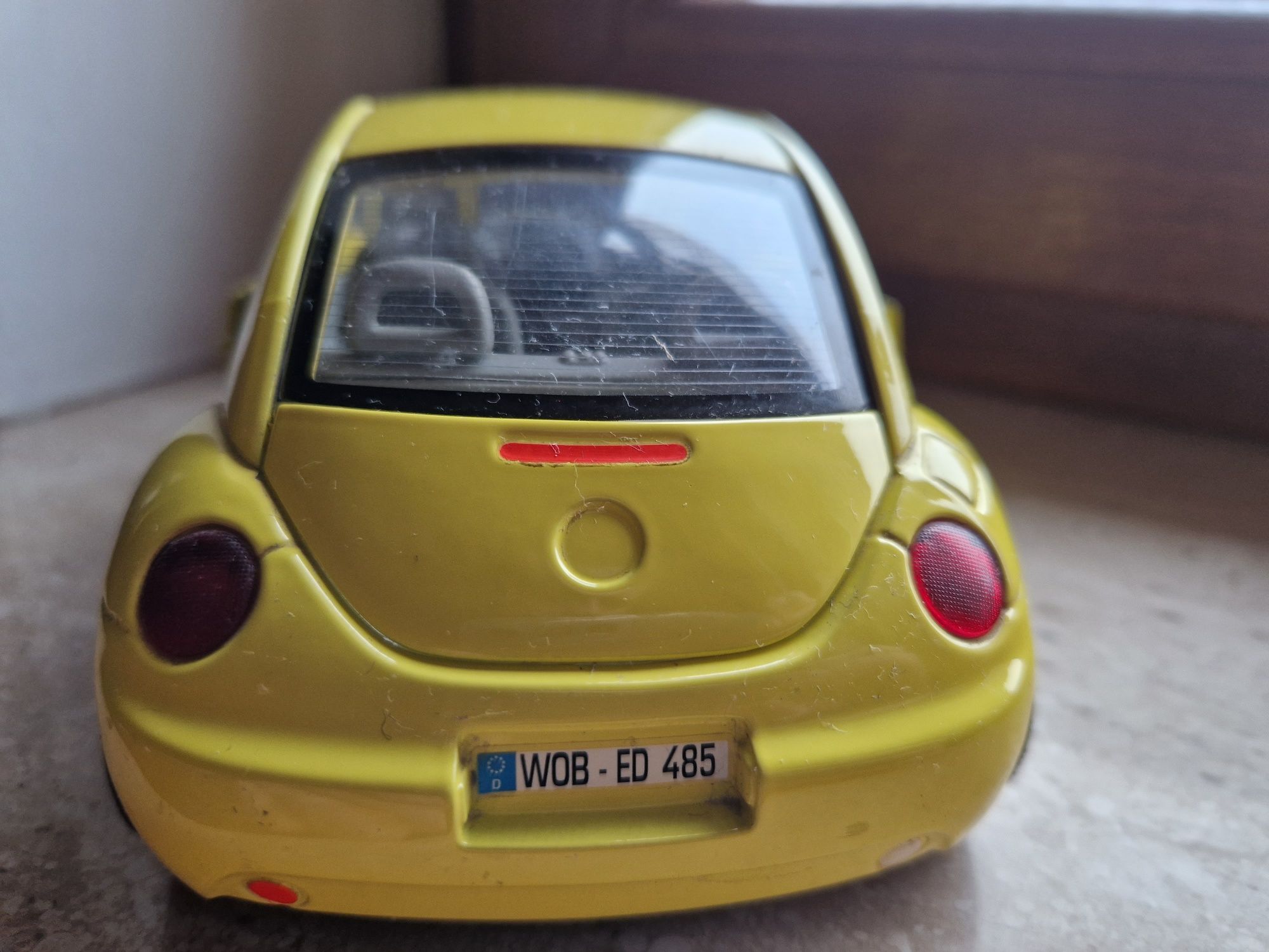 Volkswagen New Beatle (Garbus) Burago 1:18