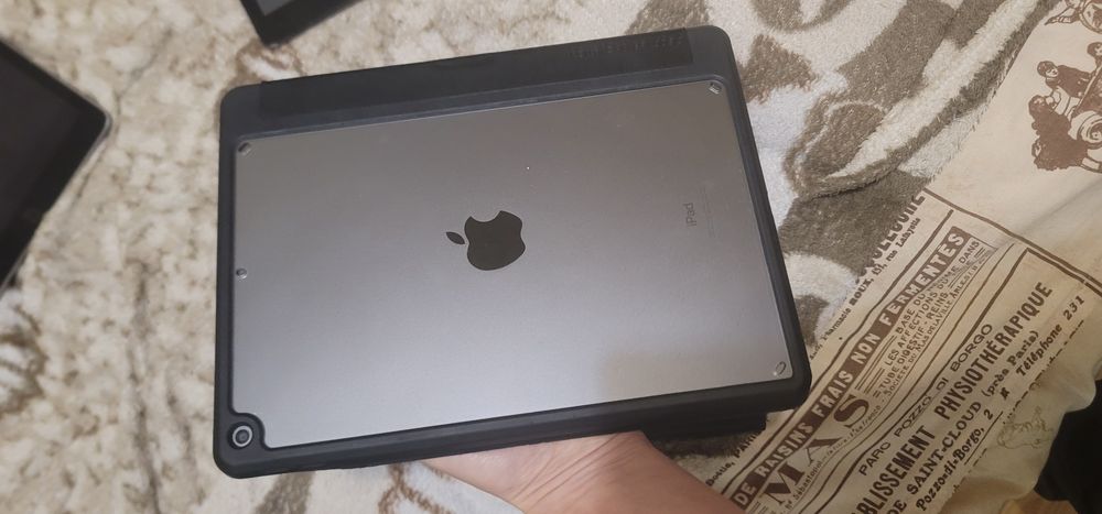Планшети ipad ціни від 1000грн