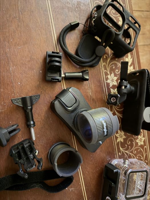 Insta 360 Ace Pro 2 e acessorios