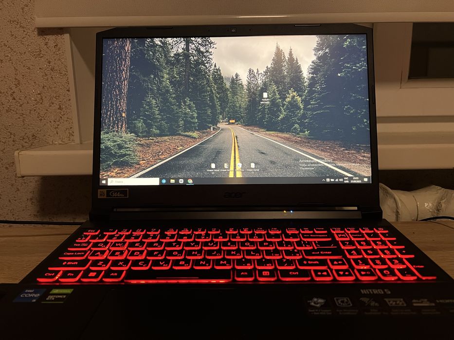 Продам ноутбук ACER NITRO - 5 + в подарок 13 Iphone pro max