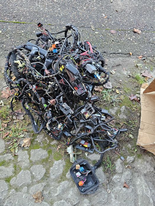 Vw golf IV 4 r32 instalacja elektryczna kompletna