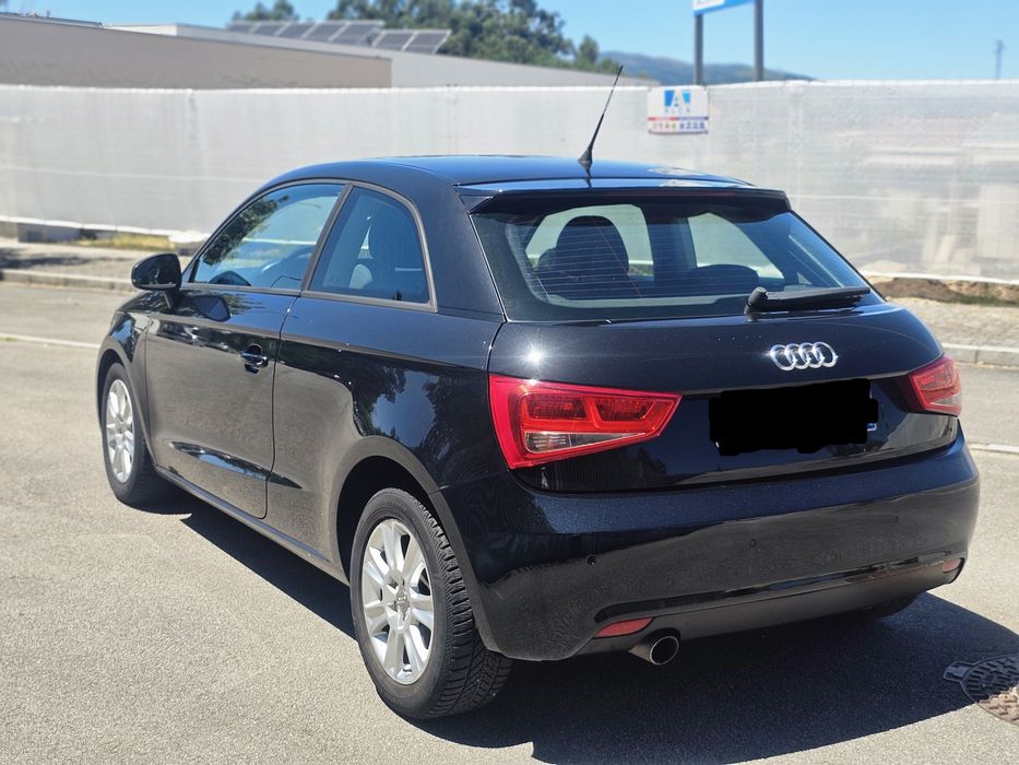 Audi A1 1.6 Tdi S.Line — foto 3