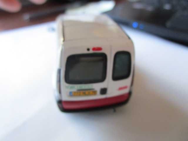 Miniatura Renault Kangoo Vitesse DHL