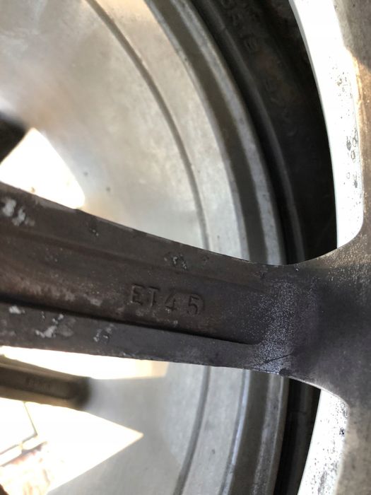 Felgi s-line S4 A4 B8 B9 S5 A5 8T 8W0601025 Sport 8Jx18 ET 45 5x112