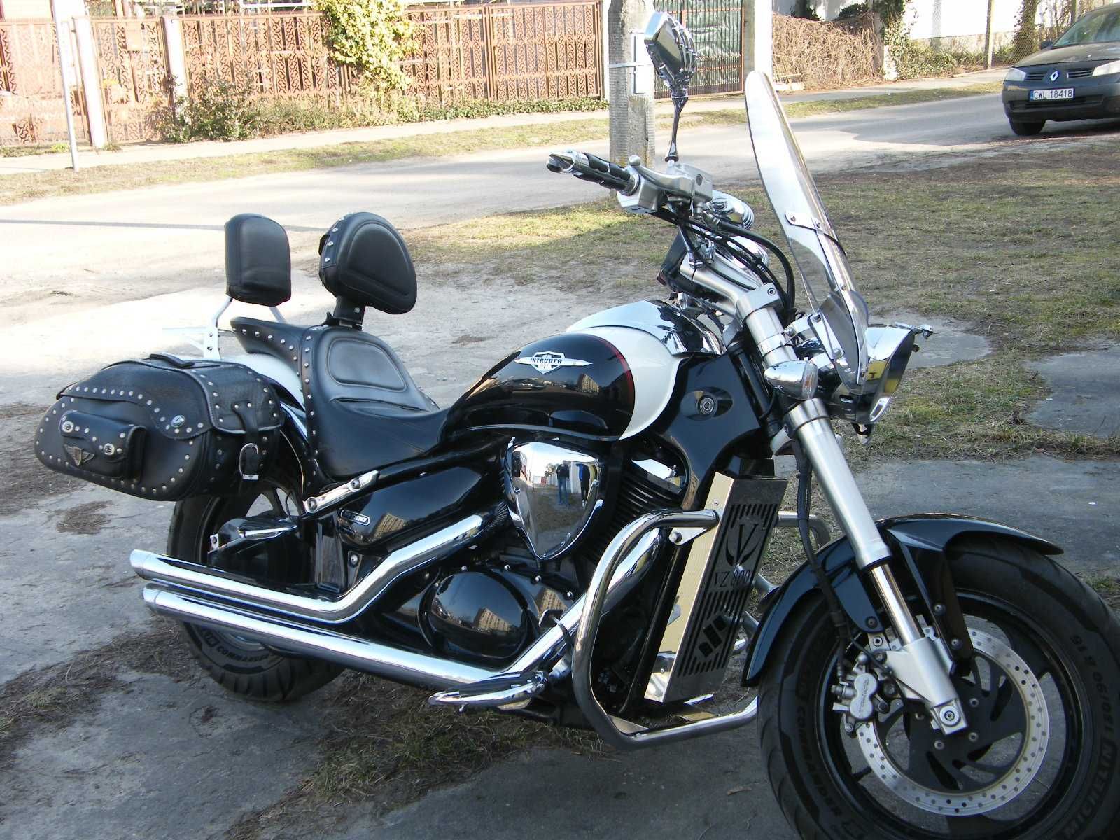 Suzuki Intruder VZ 800