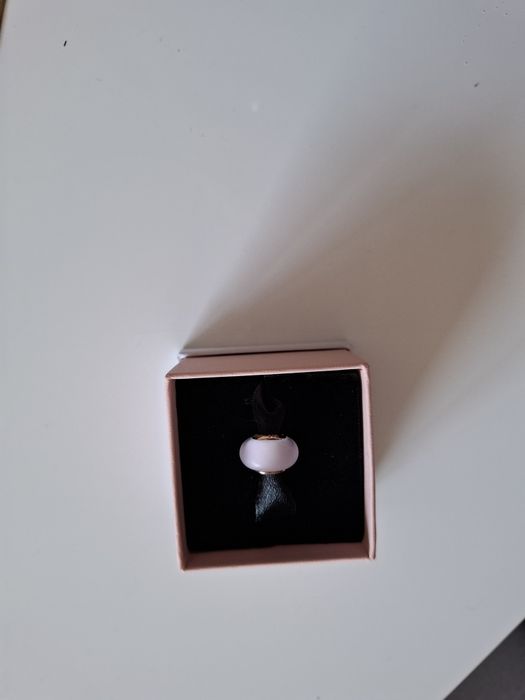 Orginalny charms Pandora różowe złoto