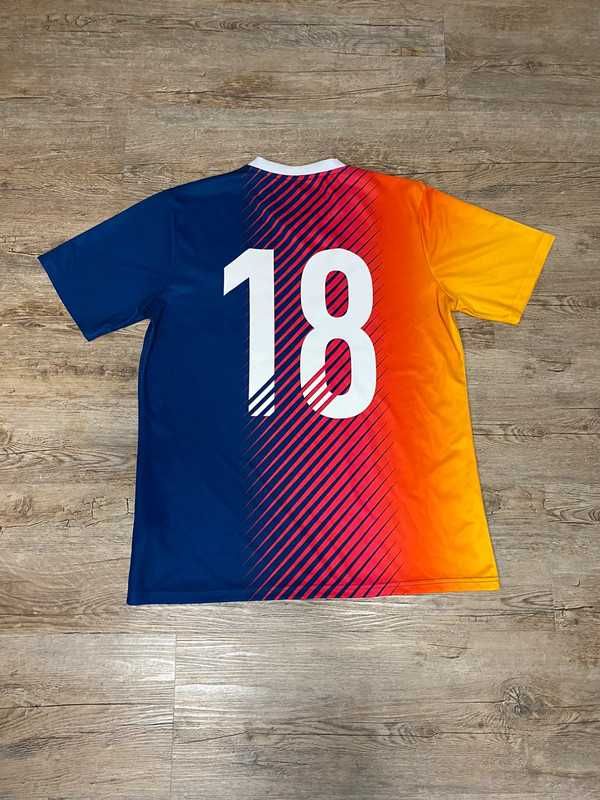 Kolorowa koszulka piłkarska EA Sports FIFA 18 Ultimate Team rozmiar XL