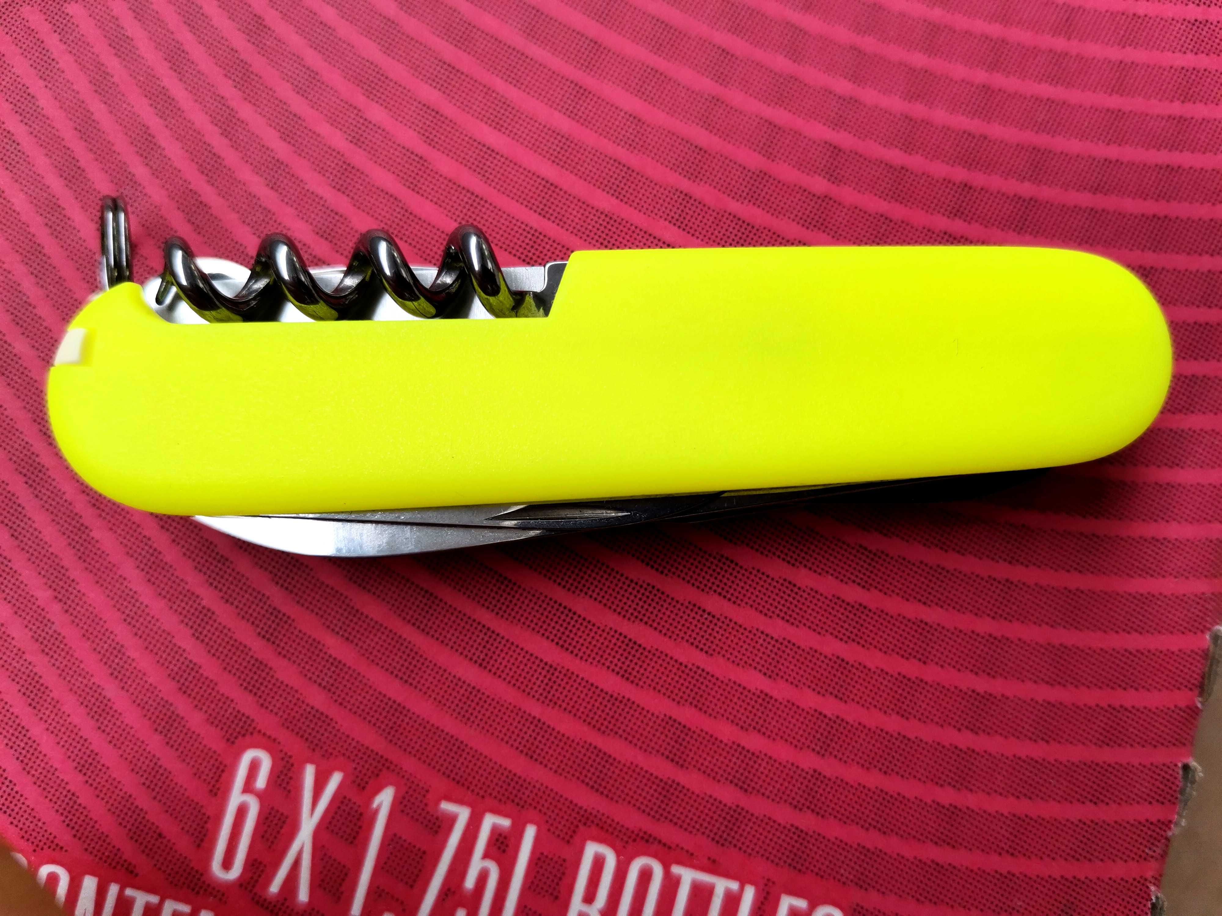 Victorinox Climber STAY GLOW - Świeci w ciemności - Unikat !