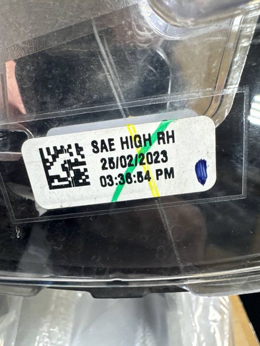 Фара USA Ford Mach E Premium/GT правая