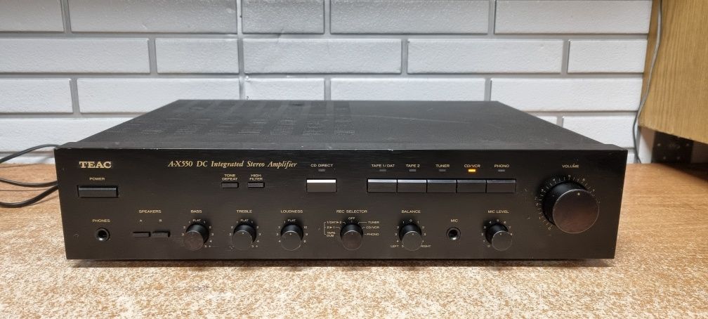 Wzmacniacz TEAC A-X550