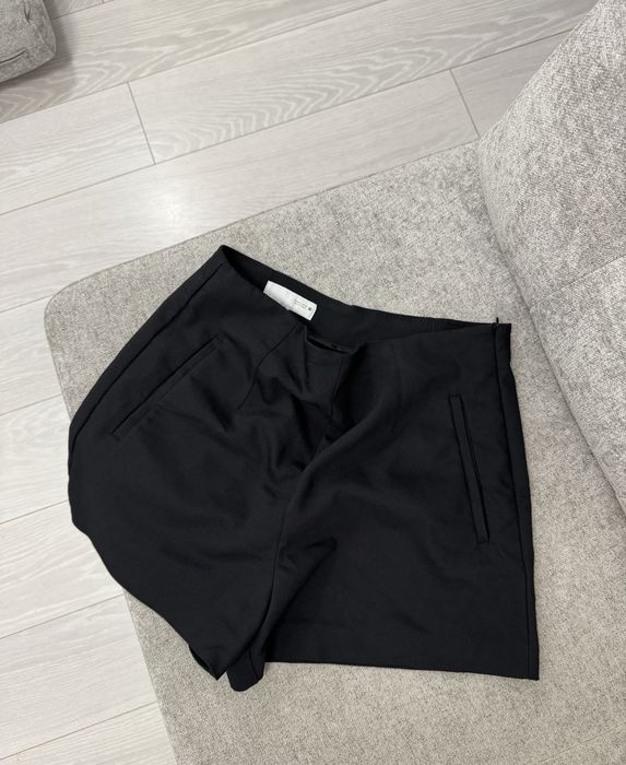 Шорти класичні zara L