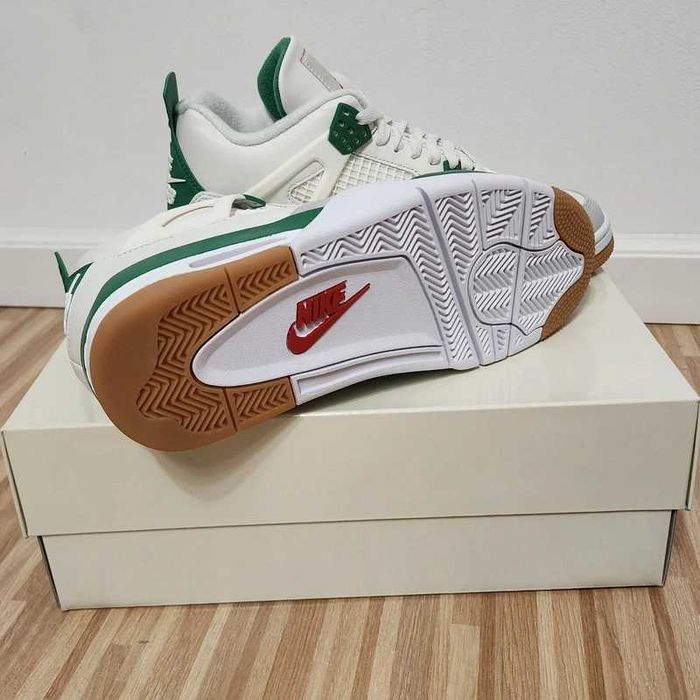 Jordan_4_Retro_SB_Pine_Green R.37.5