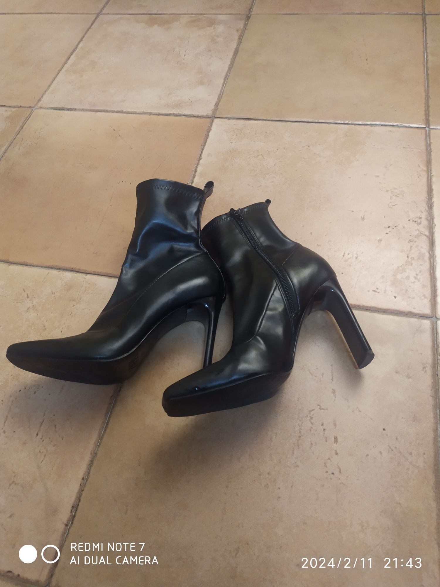 Botins da Zara tamanho 37 novos