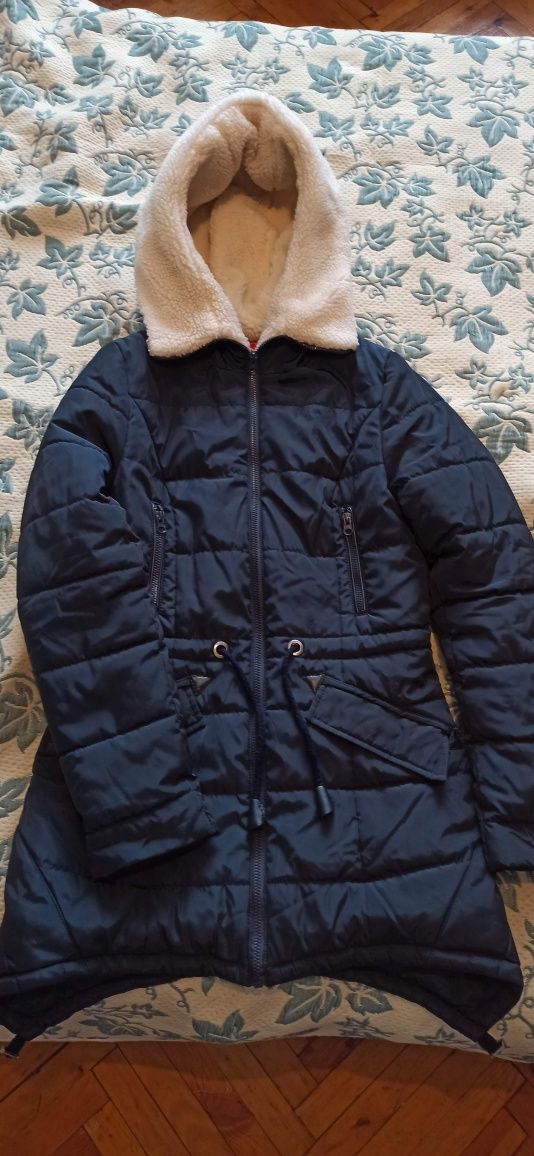 Зимова курточка для дівчинки