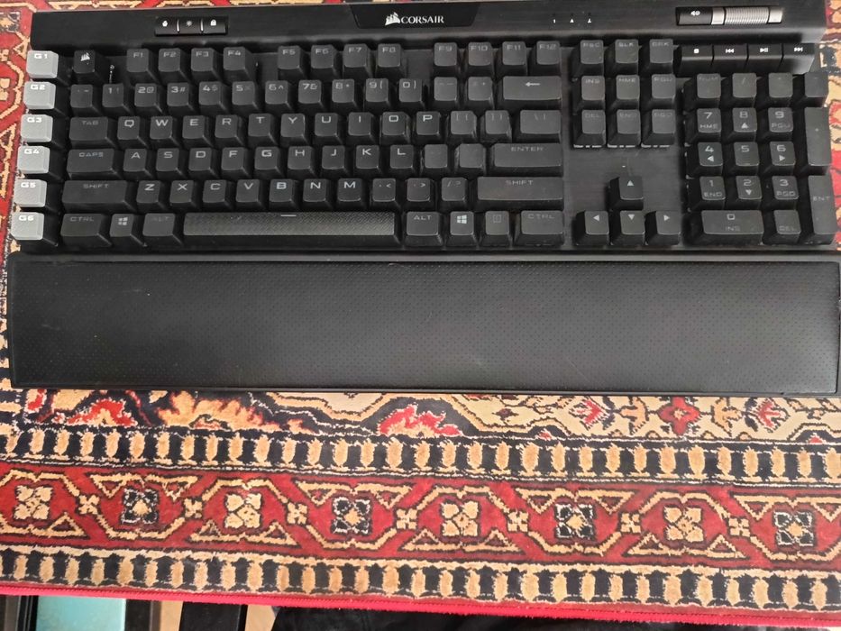 Corsair K95 Platinum XT - klawiatura mechaniczna