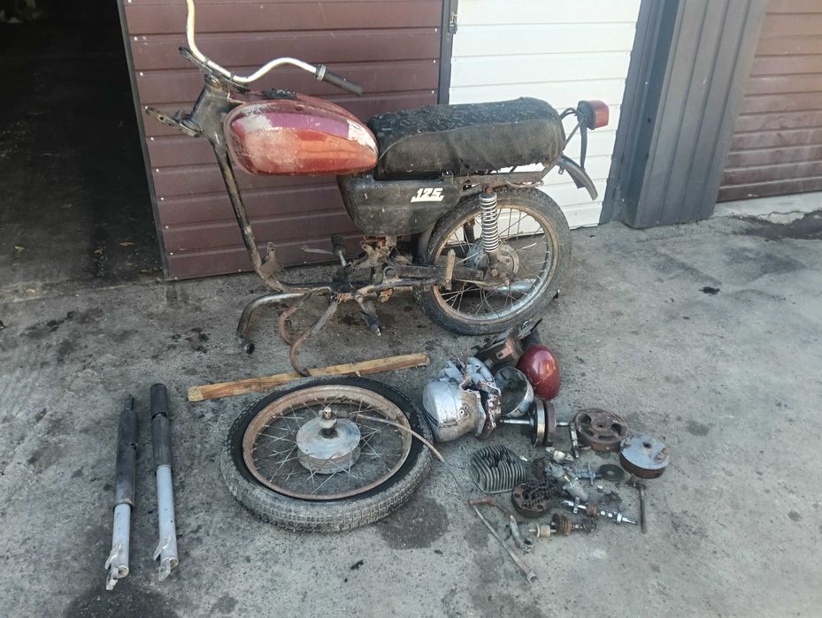 WSK 125 B3 Niekompletna w częściach Do remontu Jak WFM SHL Wysyłka