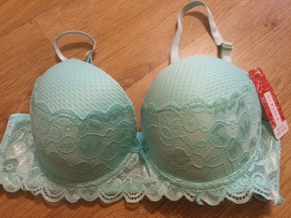 Biustonosz damski rozmiar 34/75C