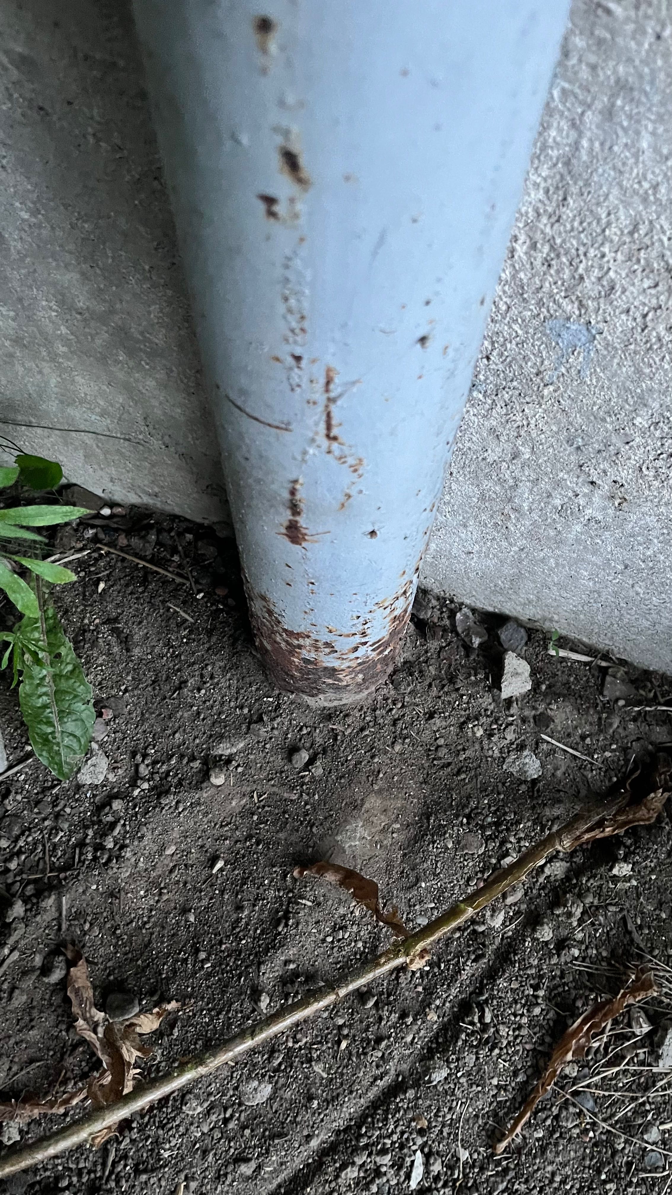 Sprzedam wiatę stalową blaszaną solidną otwartą na maszyny robocze