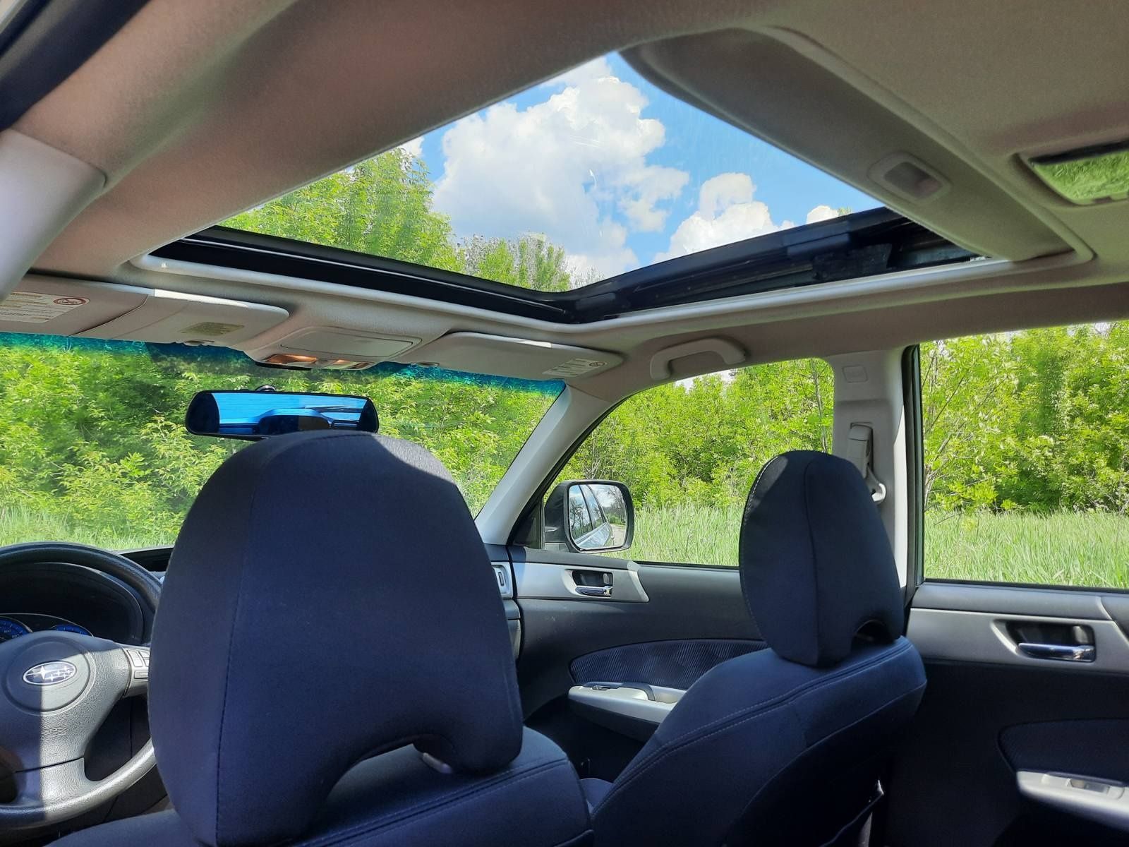 Автомобіль SUBARU Forester