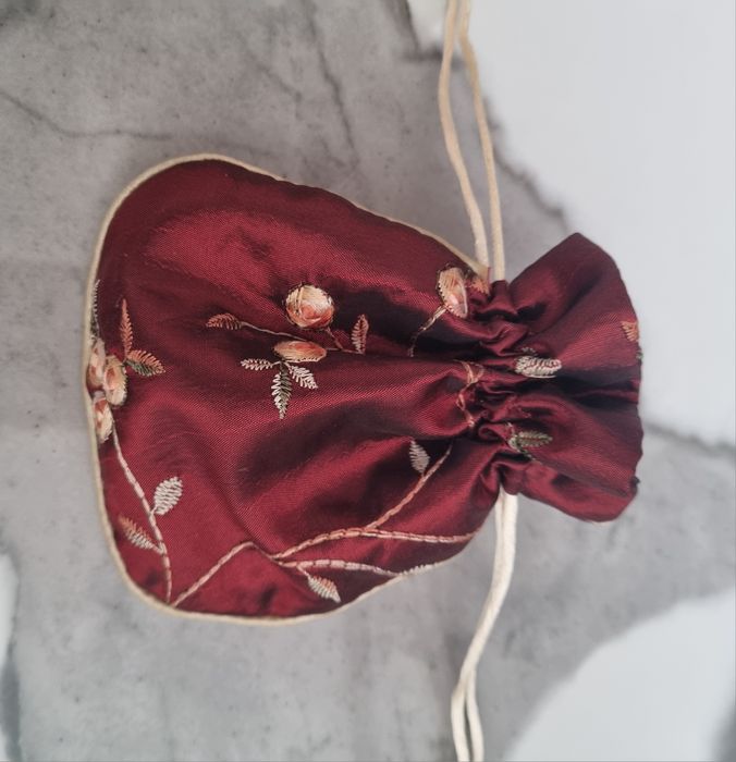 Woreczek ns biżuterię