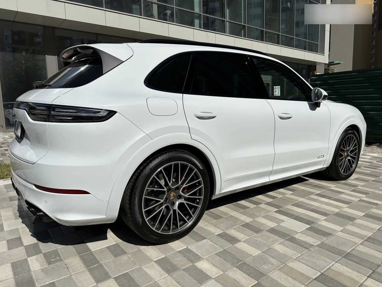 Porsche Cayenne GTS 2023