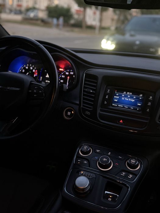 2014 Chrysler 200 S