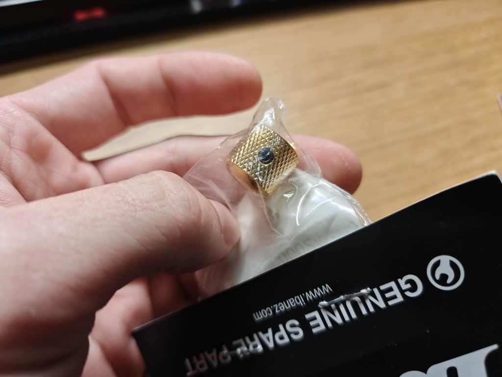 Ibanez mini Gold Knobs