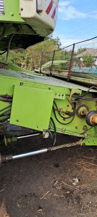 КомбайнClaas Mega 218, 1997 г.в.