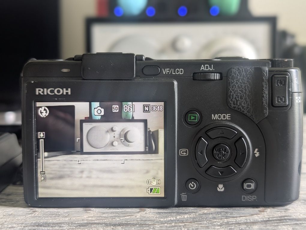 Kultowy Ricoh Caplio GX100 w świetnym stanie!